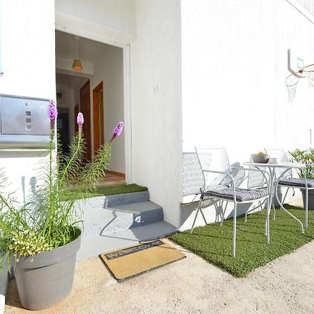 Beautiful 1-Bed Apartment Kristijan 자다르 외부 사진
